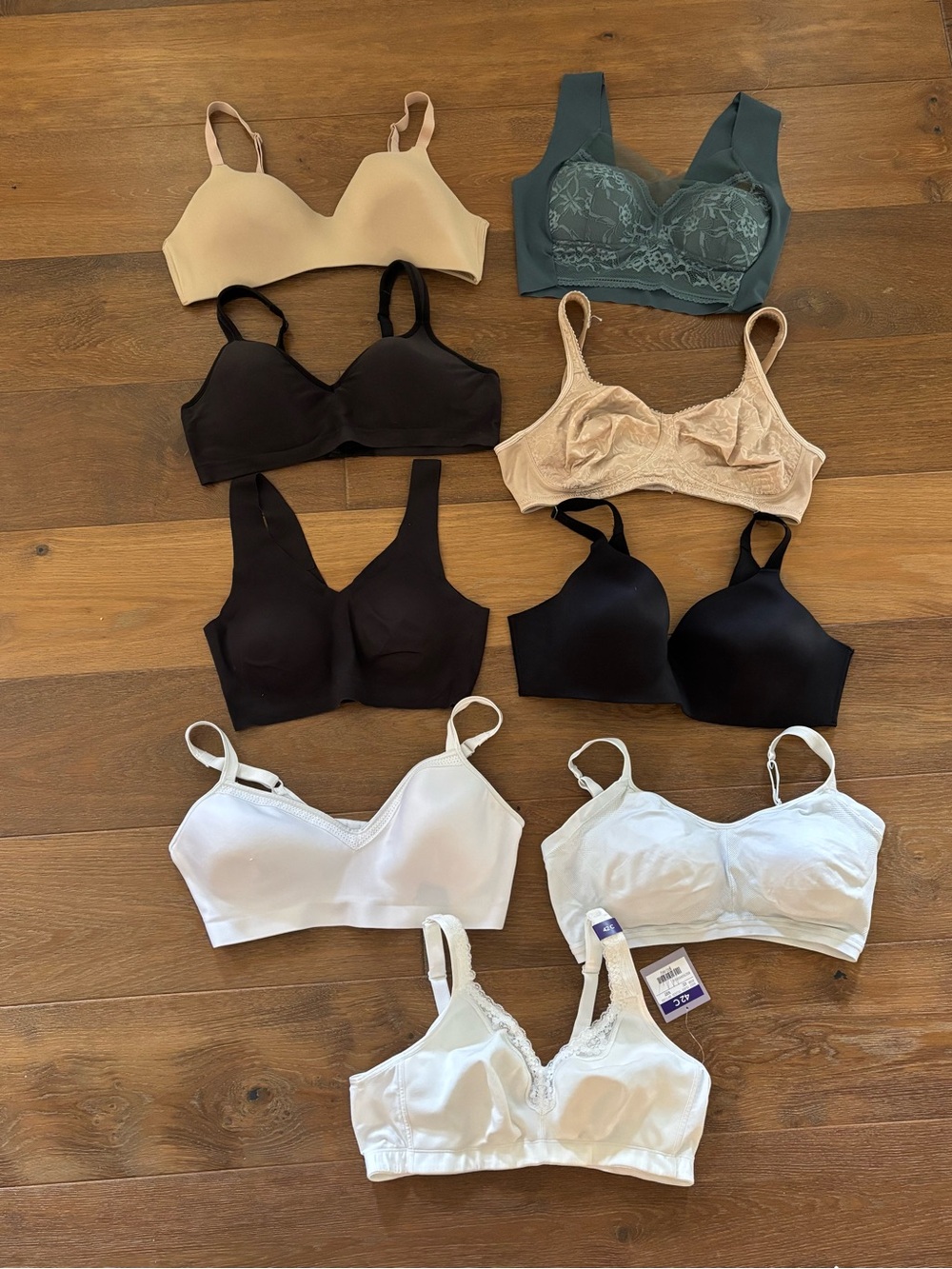 40C (XL) Soma, Hanes, Warners, Platex, Catherine’s Intimates Wireless Bra’s Lot